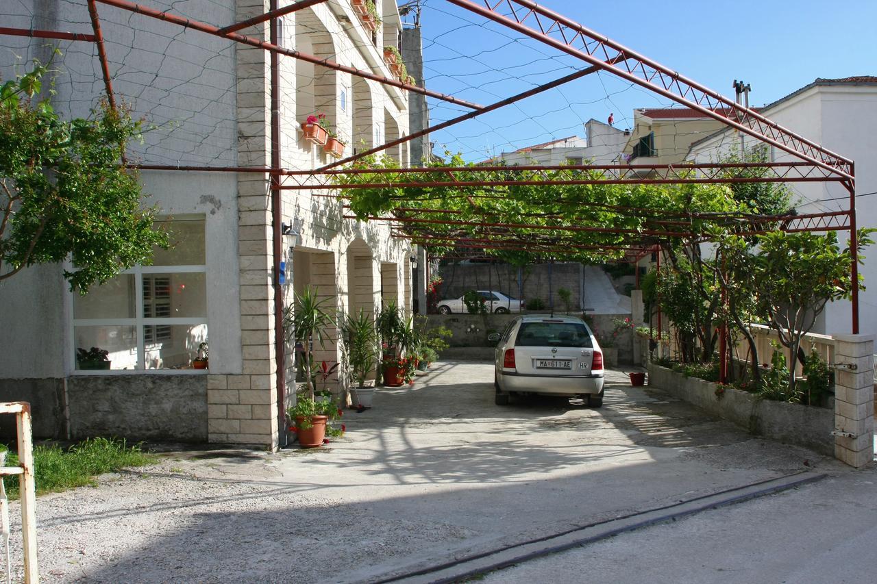 Roso * Makarska